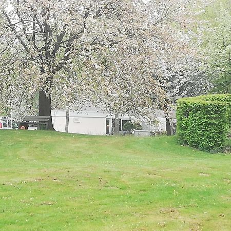 Rustige, Gelijkvloerse Vakantiewoning Met 2 Slaapkamers In Simpelveld, Zuid-Limburg Екстериор снимка