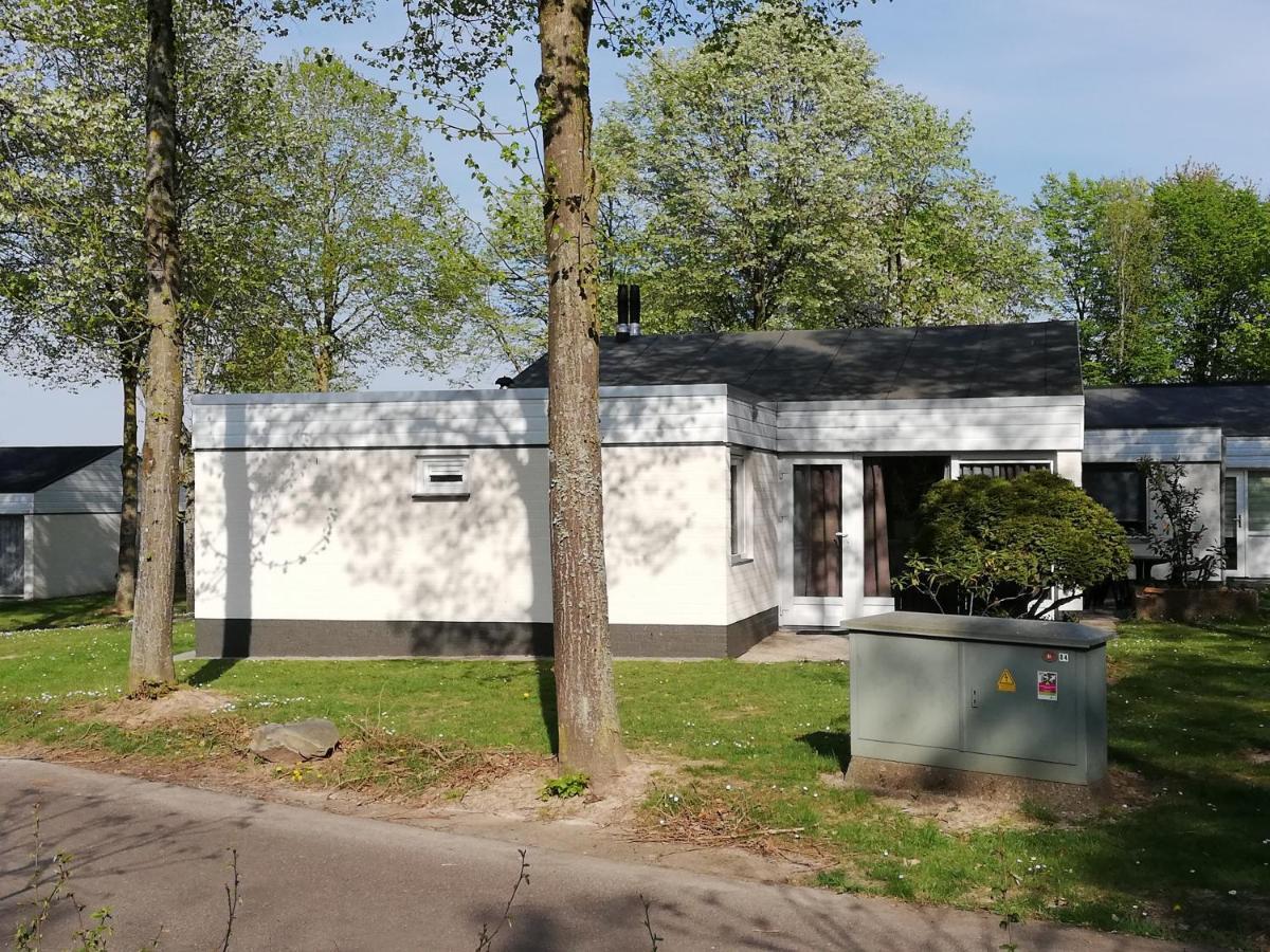 Rustige, Gelijkvloerse Vakantiewoning Met 2 Slaapkamers In Simpelveld, Zuid-Limburg Екстериор снимка